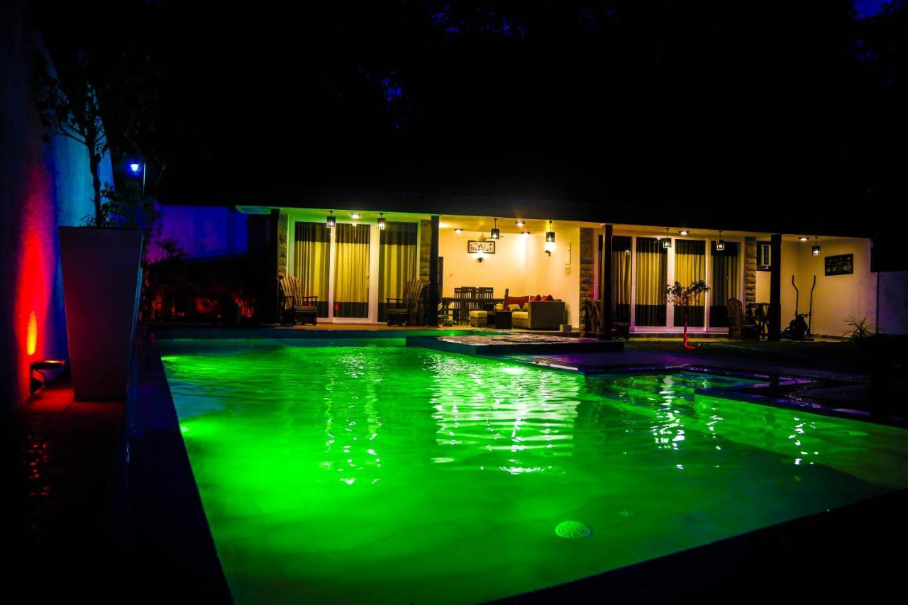 Villa Kandy Eksteriør billede