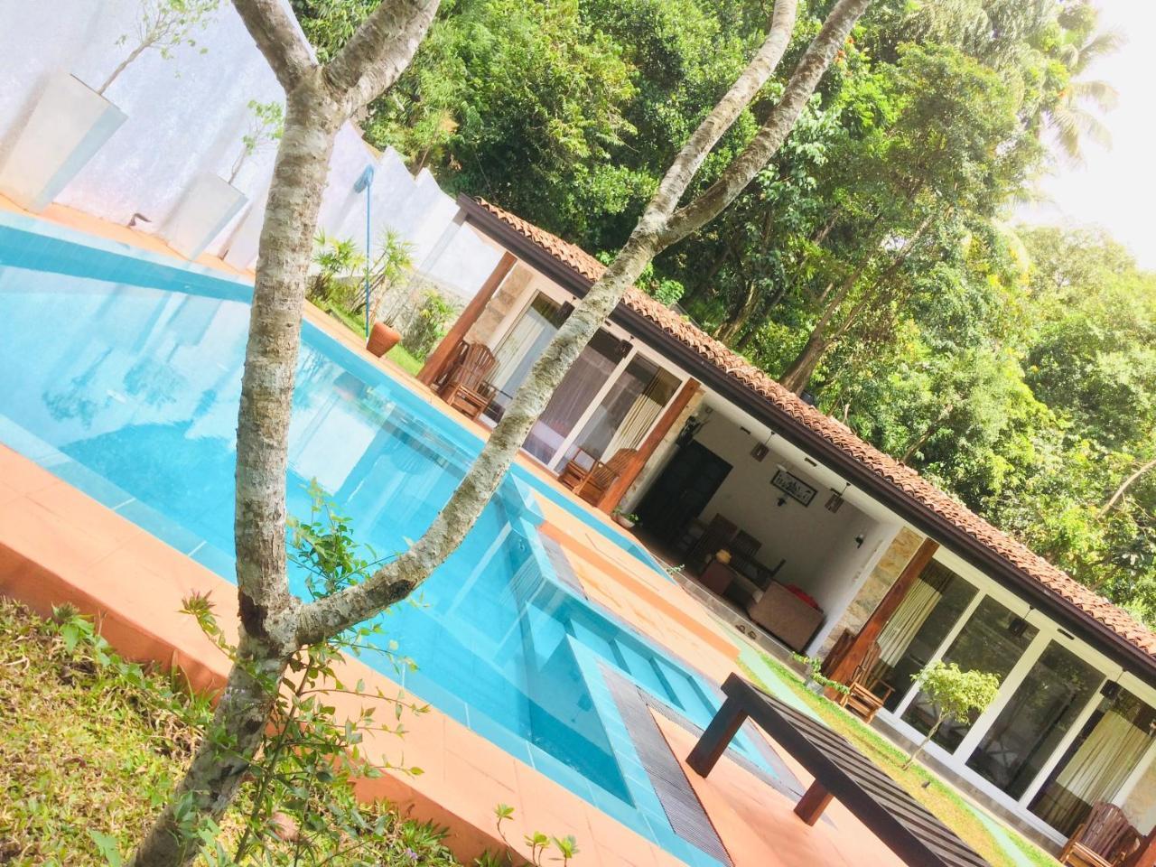 Villa Kandy Eksteriør billede